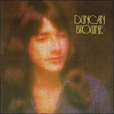 A person with long hair
Description automatically generated