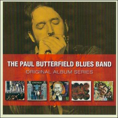 A person with his mouth open

Description automatically generated