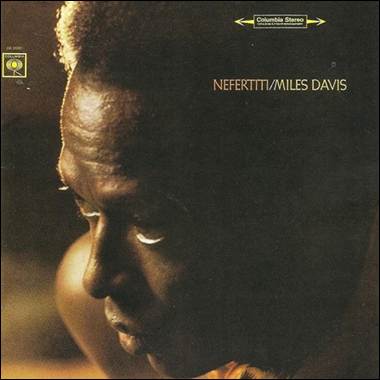 A close-up of a person's face

Description automatically generated