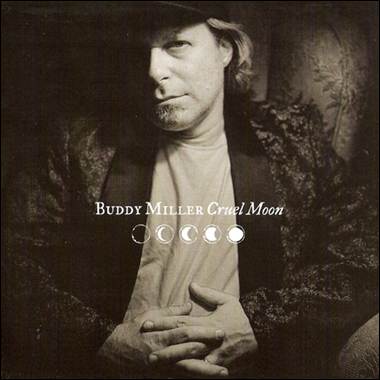 A person in a hat
Description automatically generated