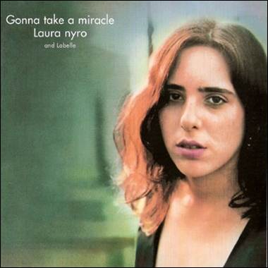 A person with long hair
Description automatically generated