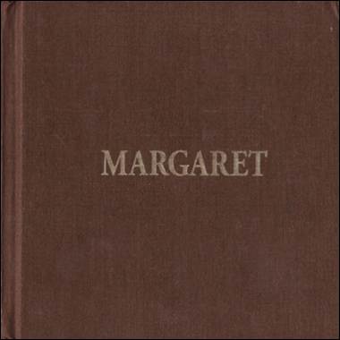 A close-up of a book

Description automatically generated