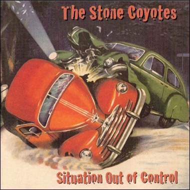 A car crash with a green car
Description automatically generated