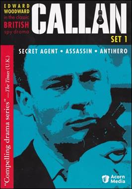 A person holding an object

Description automatically generated