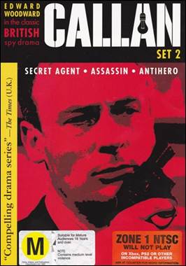 A person holding an object

Description automatically generated